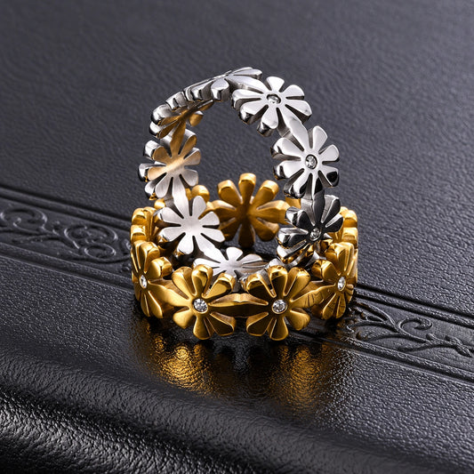 Daisy Floral Moissanite Ring – 18K Gold Plated 925 Sterling Silver