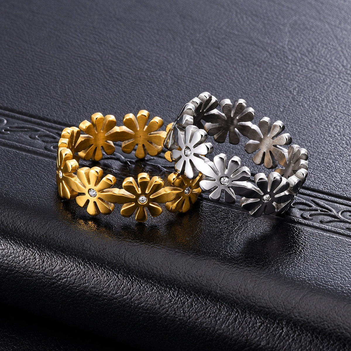Daisy Floral Moissanite Ring – 18K Gold Plated 925 Sterling Silver